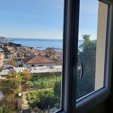 La Casa Di Ermes - Ampio Luminoso Appartamento A Tre Minuti Dal Centro Sanremo Exterior photo